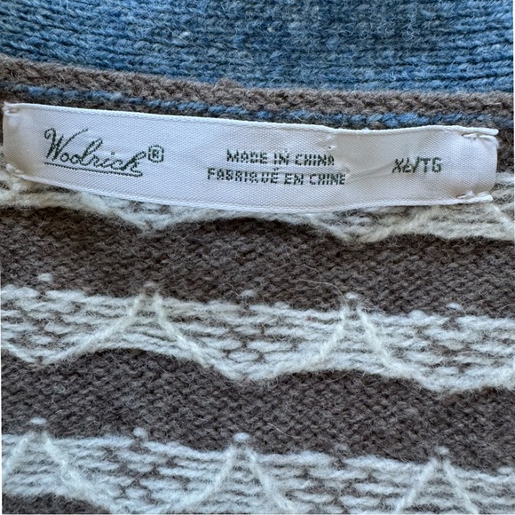 Woolrich 100% Lambs wool button down cardigan. Woods/cabin novelty size XL - Picture 5 of 8